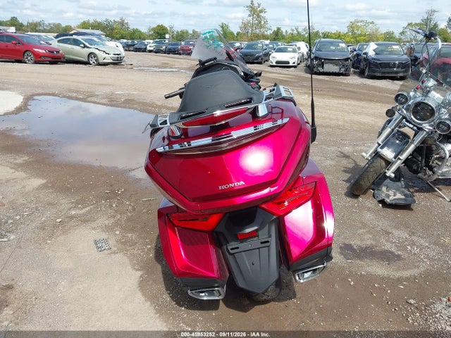 45953252 :رقم المزاد ، JH2SC7954TK801022 vin ، 2026 Honda Gl1800 D مزاد بيع