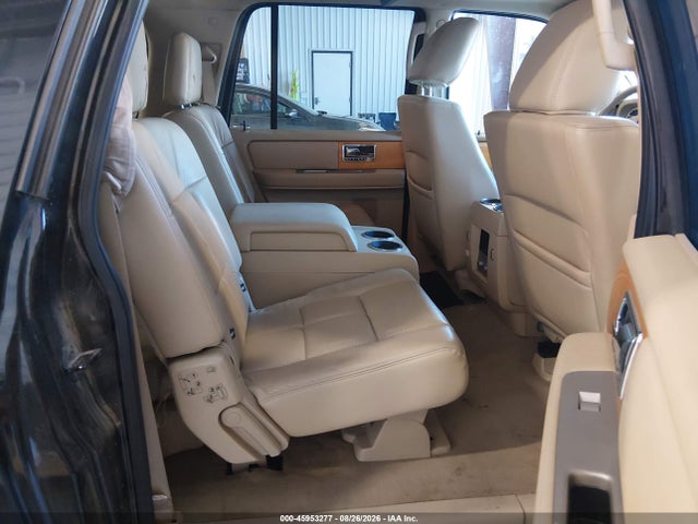 45953277 :رقم المزاد ، 5LMJJ3J5XAEJ06398 vin ، 2010 Lincoln Navigator L مزاد بيع
