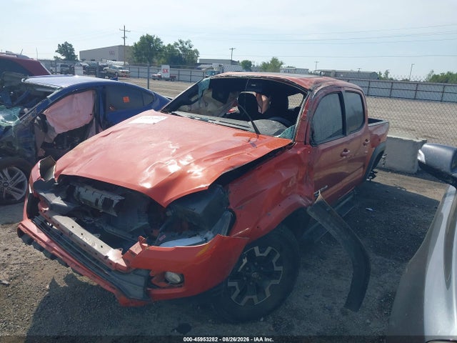 45953282 :رقم المزاد ، 5TFAZ5CN3GX003071 vin ، 2016 Toyota Tacoma Trd Off Road مزاد بيع