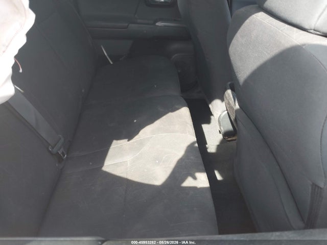 45953282 :رقم المزاد ، 5TFAZ5CN3GX003071 vin ، 2016 Toyota Tacoma Trd Off Road مزاد بيع