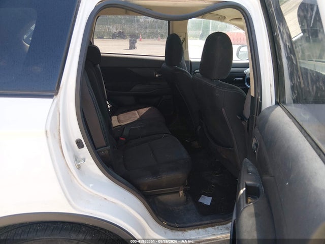 Продаж на аукціоні авто 2017 Mitsubishi Outlander Se, vin: JA4AD3A39HZ028352, номер лоту: 45953351