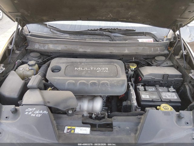 1C4PJLCB8HD231341 Jeep Cherokee Latitude