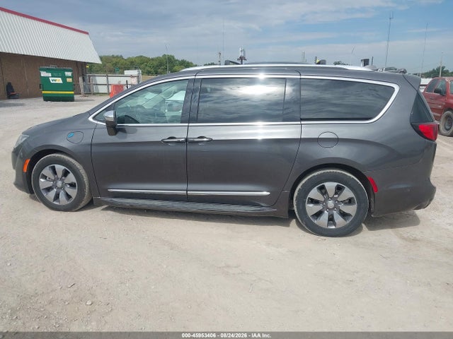 Продаж на аукціоні авто 2017 Chrysler Pacifica Hybrid Platinum, vin: 2C4RC1N74HR789085, номер лоту: 45953406