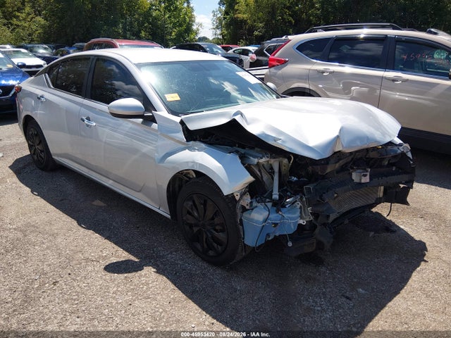 45953420 :رقم المزاد ، 1N4BL4BV0LC211546 vin ، 2020 Nissan Altima S Fwd مزاد بيع