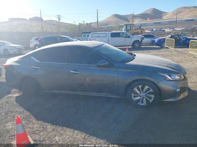 45953449 :رقم المزاد ، 1N4BL4BV0MN407850 vin ، 2021 Nissan Altima S Fwd مزاد بيع