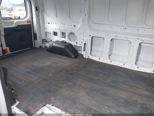 1FTYE1YM8KKA32283 Ford Transit-150