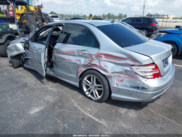 45953518 :رقم المزاد ، WDDGF4HBXDA767337 vin ، 2013 Mercedes-benz C 250 Sport مزاد بيع