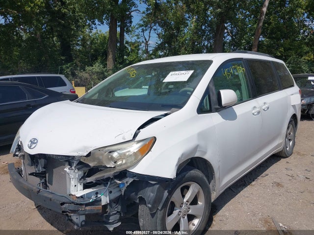 Продаж на аукціоні авто 2011 Toyota Sienna Le V6, vin: 5TDKK3DC2BS073184, номер лоту: 45953527