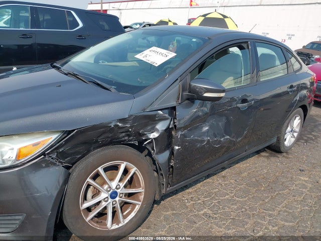 Ford FOCUS SE 2015 1FADP3F26FL232588 Image 6