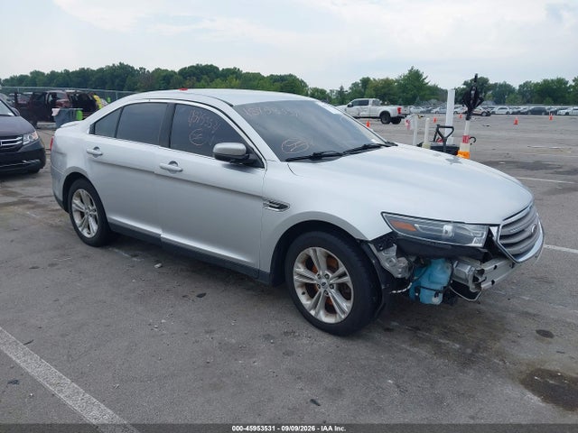 2016 1FAHP2E89GG156179 zdjęcie główne