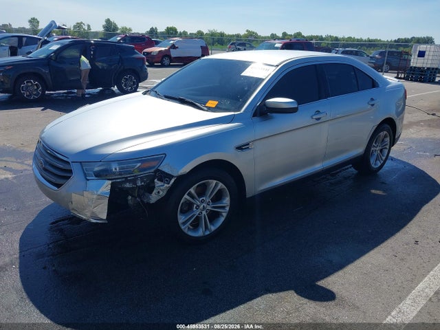 Ford TAURUS SEL 2016 1FAHP2E89GG156179 Image 2