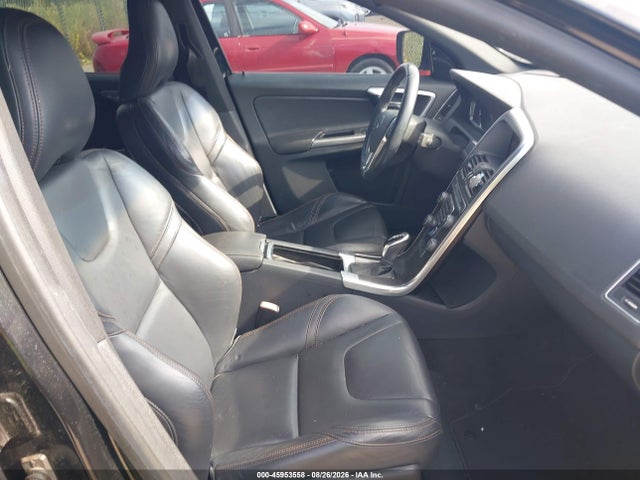 Продаж на аукціоні авто 2015 Volvo Xc60 T5 Premier, vin: YV440MDB2F2568121, номер лоту: 45953558