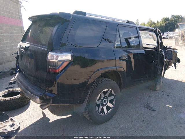 45953569 :رقم المزاد ، JTEBU5JR1H5406872 vin ، 2017 Toyota 4runner Trd Off Road مزاد بيع
