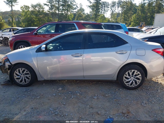 2017 Toyota Corolla Le მანქანა იყიდება აუქციონზე, vin: 2T1BURHE4HC880641, აუქციონის ნომერი: 45953581