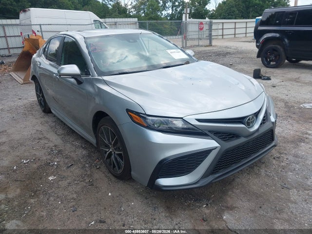 Auction sale of the 2024 Toyota Camry Se, vin: 4T1G11AK2RU243893, lot number: 45953607