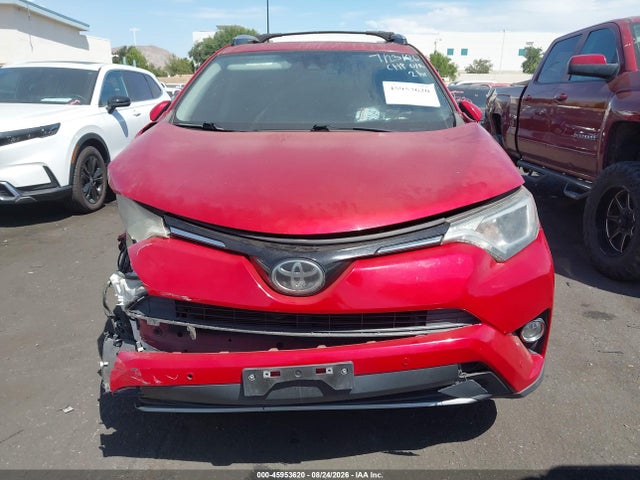 JTMWFREV3HJ112993 Toyota Rav4 Xle