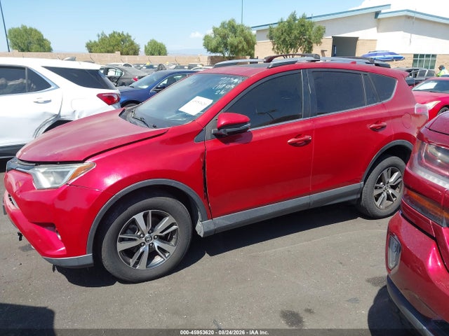 JTMWFREV3HJ112993 Toyota Rav4 Xle