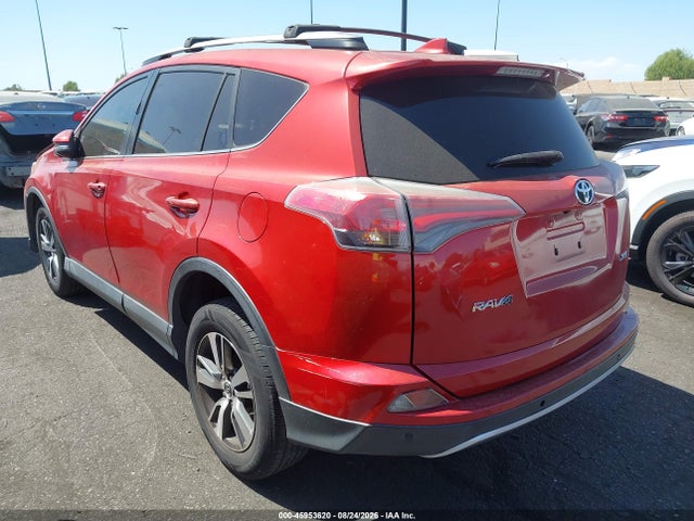 JTMWFREV3HJ112993 Toyota Rav4 Xle
