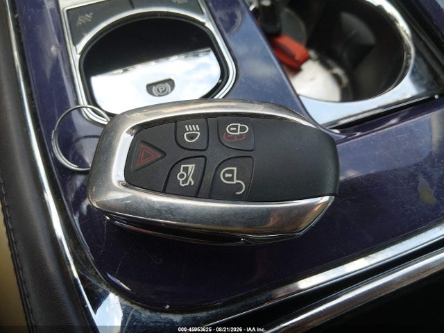 2011 Jaguar Xj მანქანა იყიდება აუქციონზე, vin: SAJWA1CB3BLV16950, აუქციონის ნომერი: 45953625