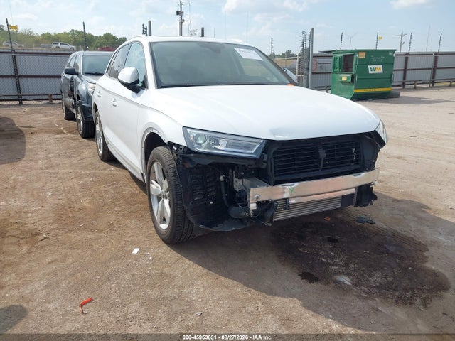 2018 Audi Q5 2.0t Premium/2.0t Tech Premium მანქანა იყიდება აუქციონზე, vin: WA1ANAFY3J2246582, აუქციონის ნომერი: 45953631