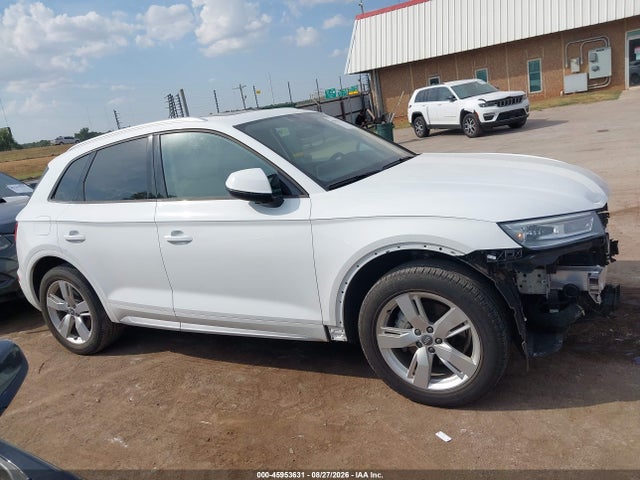 2018 Audi Q5 2.0t Premium/2.0t Tech Premium მანქანა იყიდება აუქციონზე, vin: WA1ANAFY3J2246582, აუქციონის ნომერი: 45953631