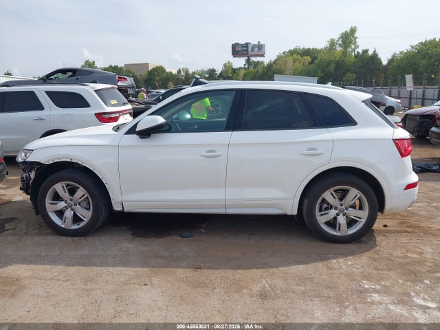 2018 Audi Q5 2.0t Premium/2.0t Tech Premium მანქანა იყიდება აუქციონზე, vin: WA1ANAFY3J2246582, აუქციონის ნომერი: 45953631