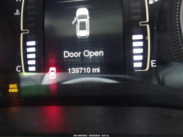 45953642 :رقم المزاد ، 1C4PJMCS5FW504016 vin ، 2015 Jeep Cherokee Latitude مزاد بيع