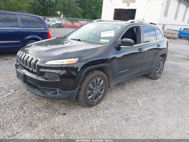 45953642 :رقم المزاد ، 1C4PJMCS5FW504016 vin ، 2015 Jeep Cherokee Latitude مزاد بيع