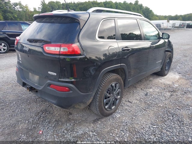45953642 :رقم المزاد ، 1C4PJMCS5FW504016 vin ، 2015 Jeep Cherokee Latitude مزاد بيع