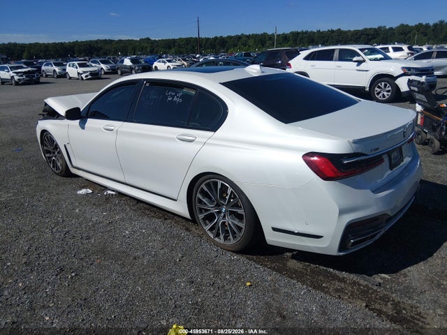 2020 Bmw 750i Xdrive მანქანა იყიდება აუქციონზე, vin: WBA7U2C01LGM27657, აუქციონის ნომერი: 45953671