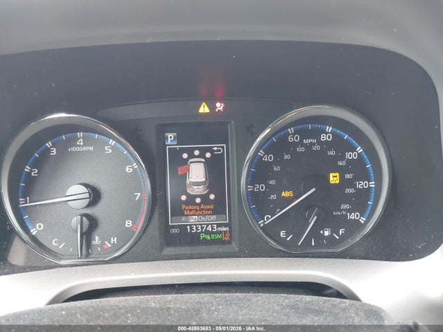 45953683 :رقم المزاد ، JTMDFREV0JJ185705 vin ، 2018 Toyota Rav4 Limited مزاد بيع
