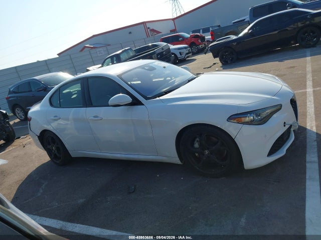 Продажа на аукционе авто 2022 Alfa Romeo Giulia Sprint Rwd, vin: ZARFAMAN7N7659934, номер лота: 45953686