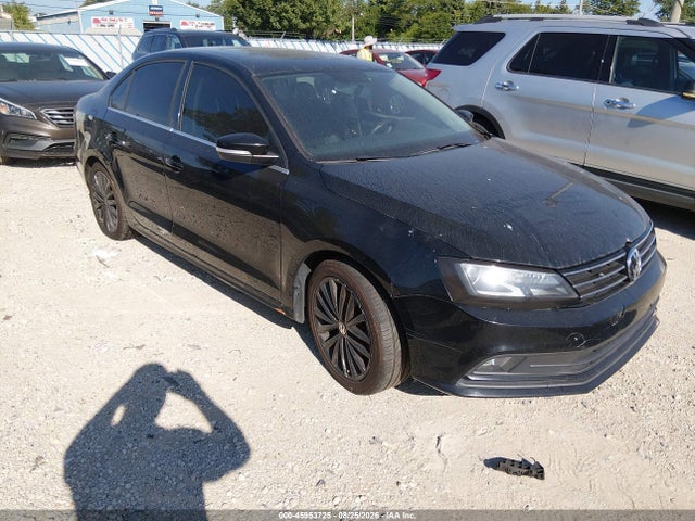 2015 Volkswagen Jetta 1.8t Se მანქანა იყიდება აუქციონზე, vin: 3VWD07AJ7FM407009, აუქციონის ნომერი: 45953725