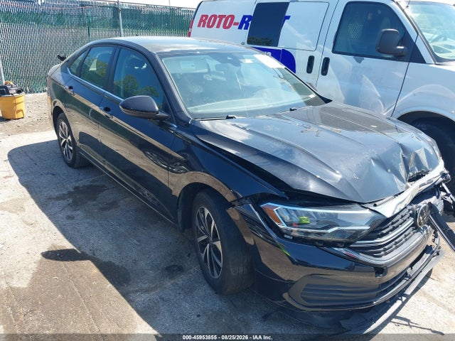Auction sale of the 2024 Volkswagen Jetta 1.5t S, vin: 3VW5M7BU1RM102613, lot number: 45953855