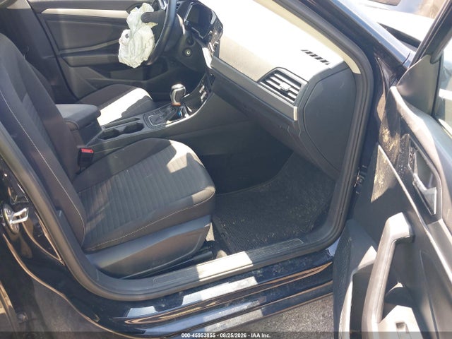 Auction sale of the 2024 Volkswagen Jetta 1.5t S, vin: 3VW5M7BU1RM102613, lot number: 45953855