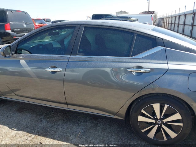 Продажа на аукционе авто 2022 Nissan Altima Sv Fwd, vin: 1N4BL4DV0NN371642, номер лота: 45953886