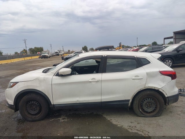 Продаж на аукціоні авто 2018 Nissan Rogue Sport S, vin: JN1BJ1CR6JW264010, номер лоту: 45953888