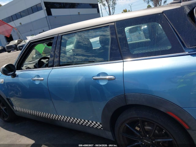 Mini Clubman Cooper S 2017 WMWLN9C50H2E49074 Image 14