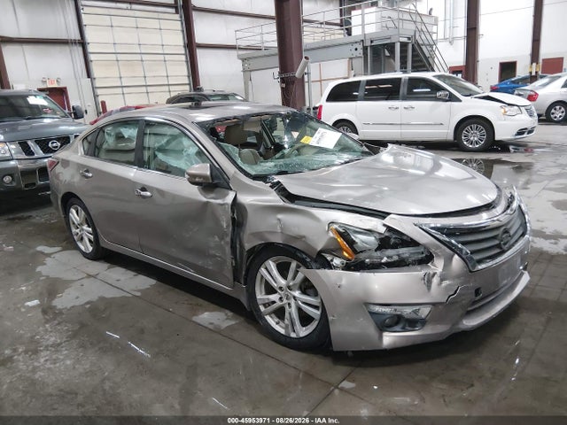 1N4BL3AP3EN242939 auction archive image