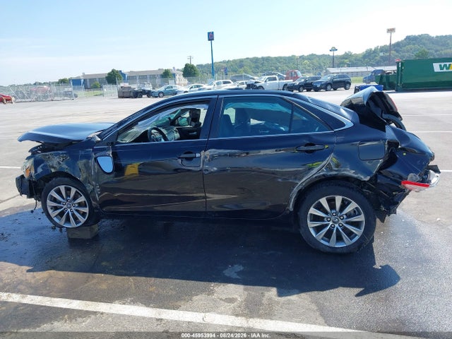 2017 Toyota Camry Xle მანქანა იყიდება აუქციონზე, vin: 4T1BF1FK8HU271281, აუქციონის ნომერი: 45953994
