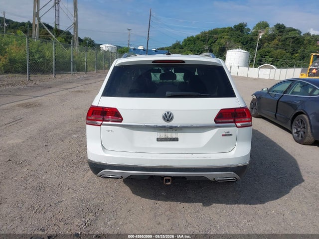 2018 Volkswagen Atlas 3.6l V6 Sel Premium მანქანა იყიდება აუქციონზე, vin: 1V2NR2CA1JC504180, აუქციონის ნომერი: 45953999