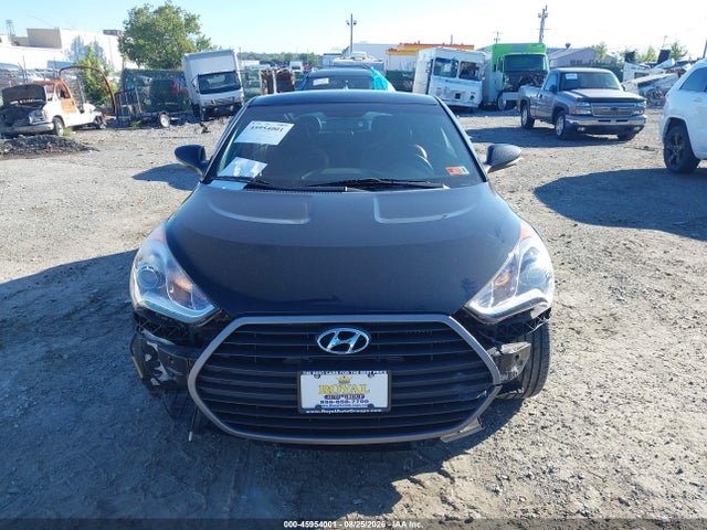 2017 Hyundai Veloster Turbo მანქანა იყიდება აუქციონზე, vin: KMHTC6AEXHU313915, აუქციონის ნომერი: 45954001
