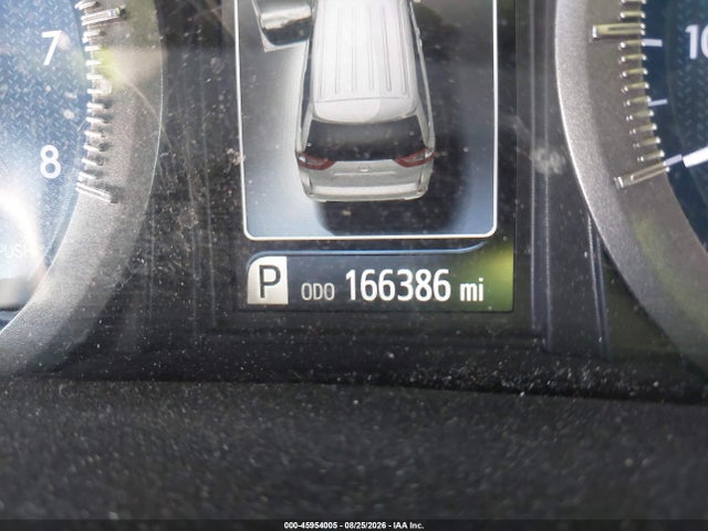 45954005 :رقم المزاد ، 5TDDK3DC0GS139585 vin ، 2016 Toyota Sienna Xle Premium 7 Passenger مزاد بيع