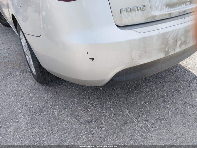 45954041 :رقم المزاد ، KNAFU4A24B5424953 vin ، 2011 Kia Forte Ex مزاد بيع