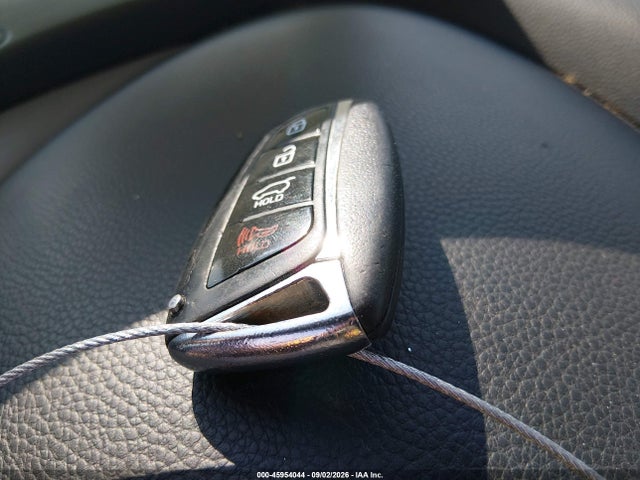 Продажа на аукционе авто 2013 Hyundai Santa Fe Sport, vin: 5XYZU3LB1DG008456, номер лота: 45954044