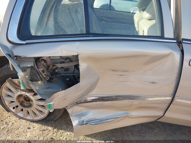 Продаж на аукціоні авто 2010 Mercury Grand Marquis Ls (fleet Only), vin: 2MEBM7FV7AX605059, номер лоту: 45954054