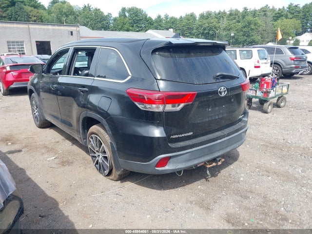 Продаж на аукціоні авто 2018 Toyota Highlander Se, vin: 5TDJZRFH4JS821211, номер лоту: 45954061