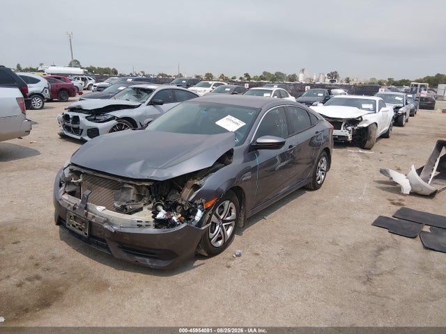 Продаж на аукціоні авто 2018 Honda Civic Lx, vin: 19XFC2F55JE028692, номер лоту: 45954081