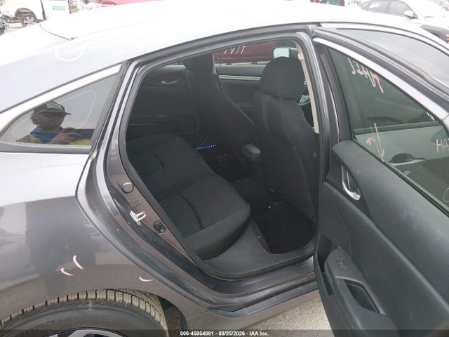 Продаж на аукціоні авто 2018 Honda Civic Lx, vin: 19XFC2F55JE028692, номер лоту: 45954081