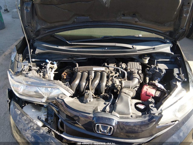 Honda FIT LX 2015 3HGGK5H57FM715385 Image 10